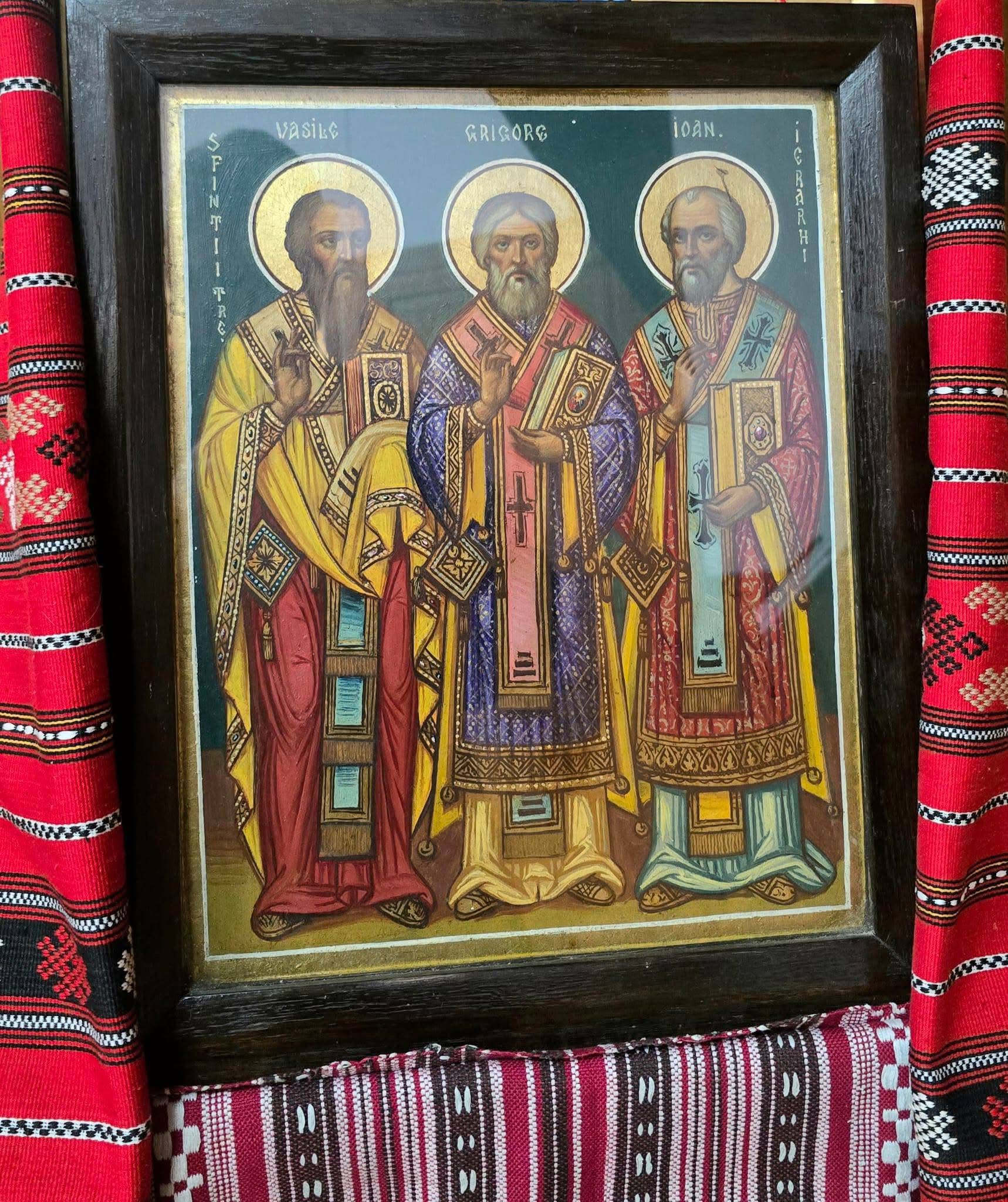 Serbarea închinată Sfinţilor Trei Ierarhi: Vasile cel Mare, Grigorie Teologul şi Ioan Gură de Aur